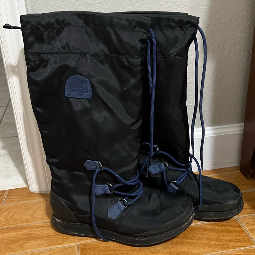 GUC SOREL Sz 9 Waterproof Snow Boots